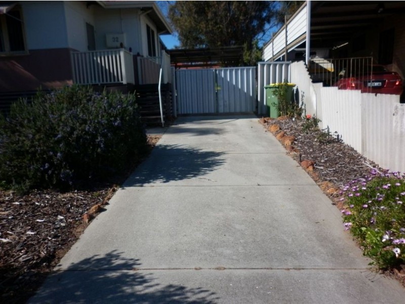 32 Summerton Road, Calista WA 6167