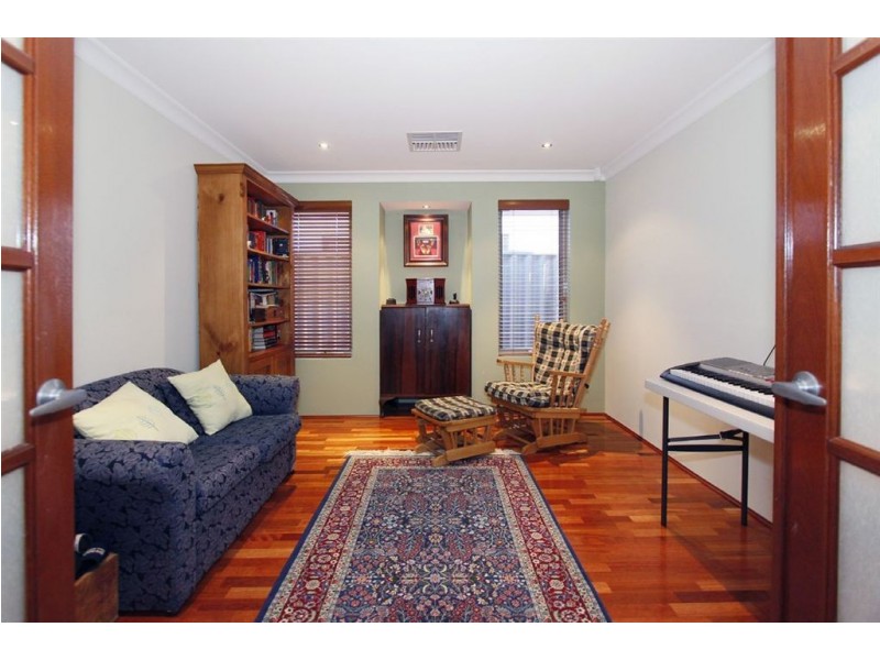 9 Boulter Street, Willagee WA 6156