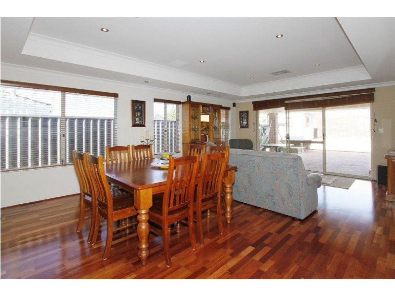 9 Boulter Street, Willagee WA 6156