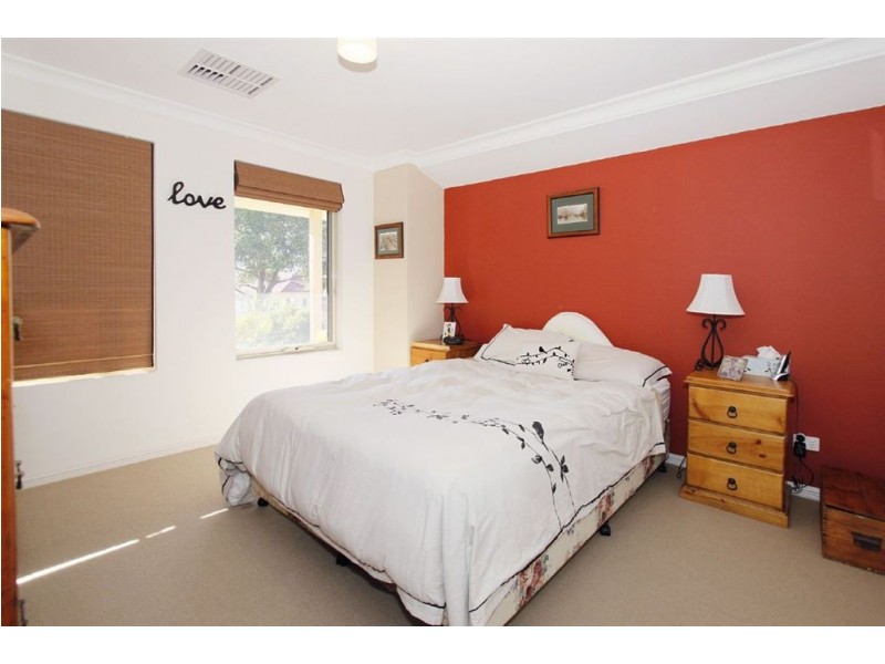 9 Boulter Street, Willagee WA 6156