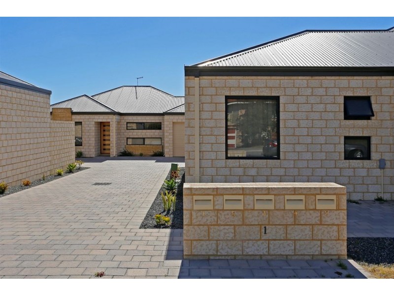 1/1 Storey Place, Yangebup WA 6164