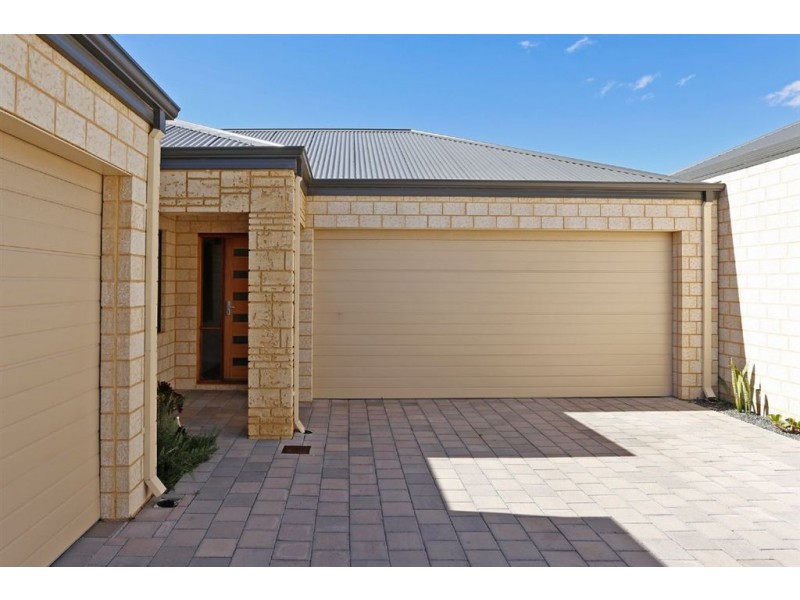 2/1 Storey Place, Yangebup WA 6164