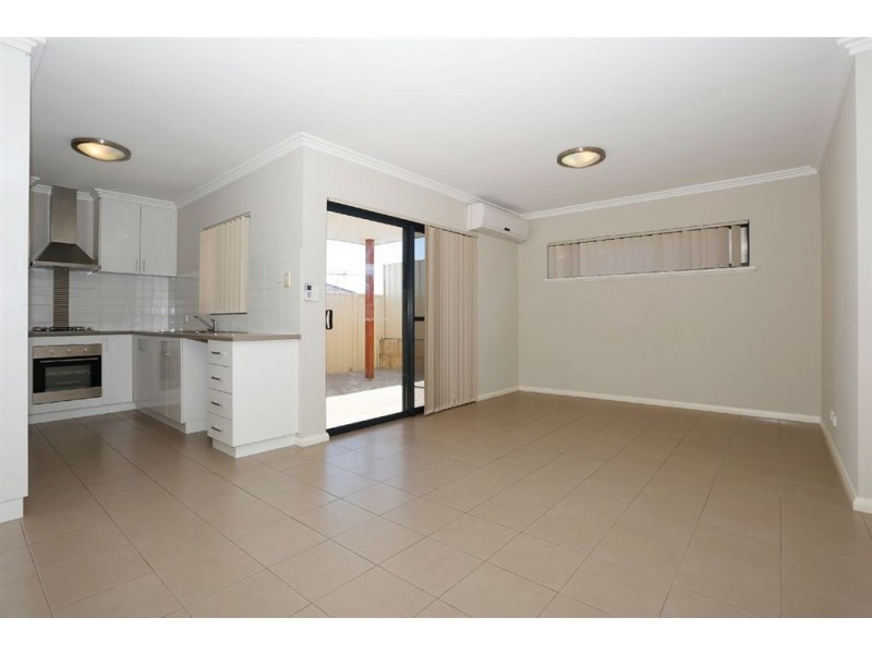 2/1 Storey Place, Yangebup WA 6164