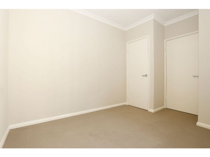 2/1 Storey Place, Yangebup WA 6164