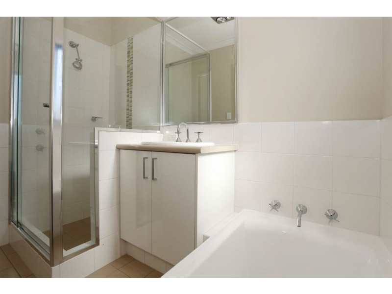 2/1 Storey Place, Yangebup WA 6164