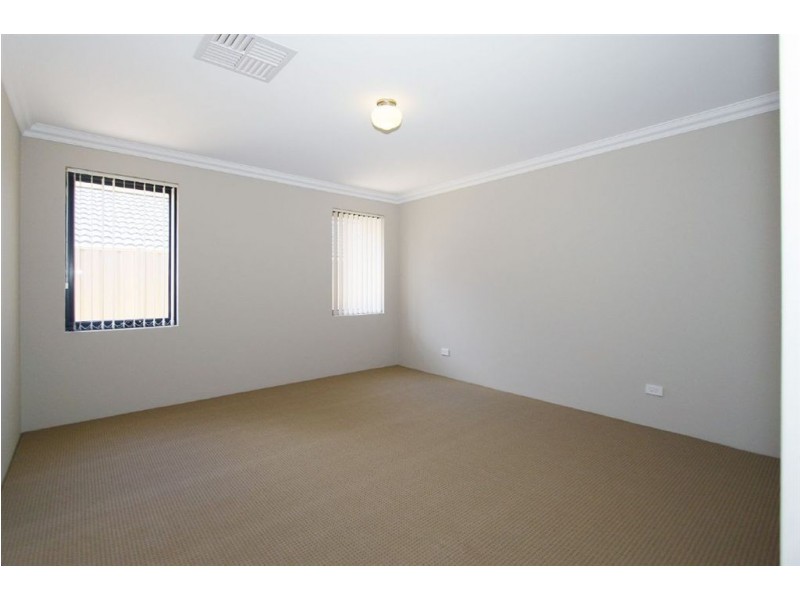 8 Gannet Way, Beeliar WA 6164