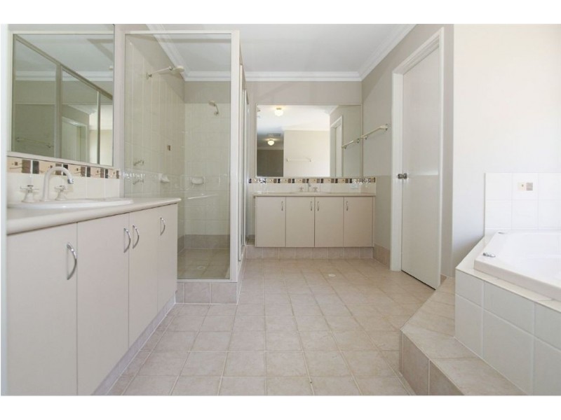 8 Gannet Way, Beeliar WA 6164