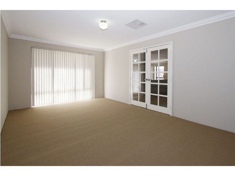 8 Gannet Way, Beeliar WA 6164