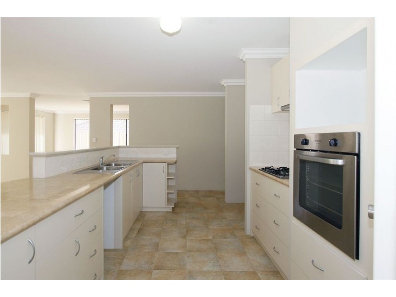 8 Gannet Way, Beeliar WA 6164