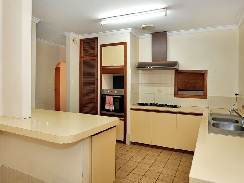 92 Collis Road, Wattleup WA 6166