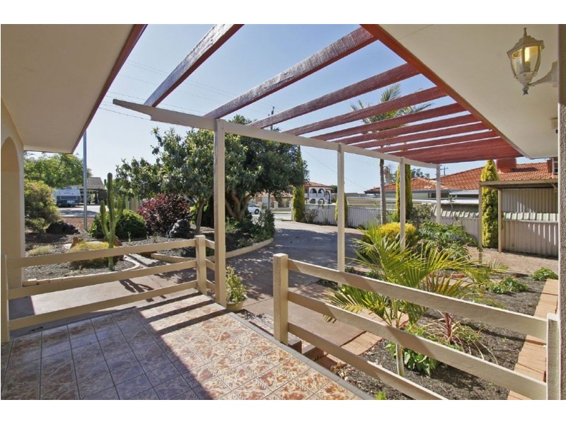 44 Etherington Street, Spearwood WA 6163