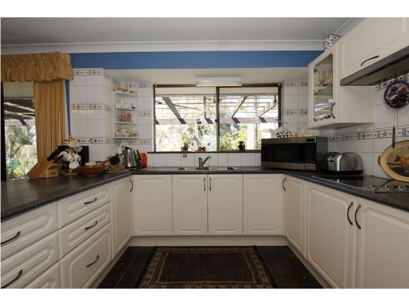 147 Lorimer Road, Munster WA 6166