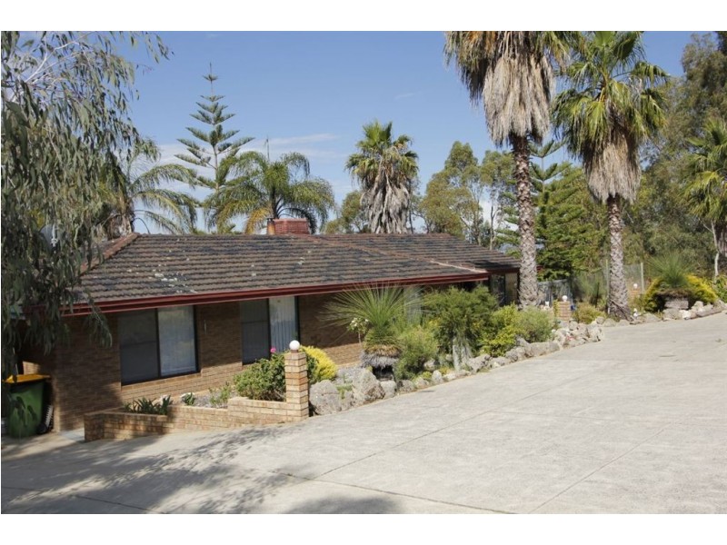 147 Lorimer Road, Munster WA 6166