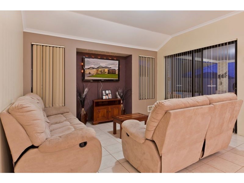 269 Lyon Road, Aubin Grove WA 6164