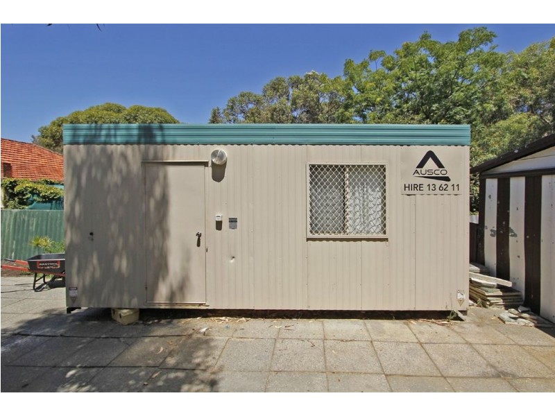 30 Oldham Crescent, Hilton WA 6163