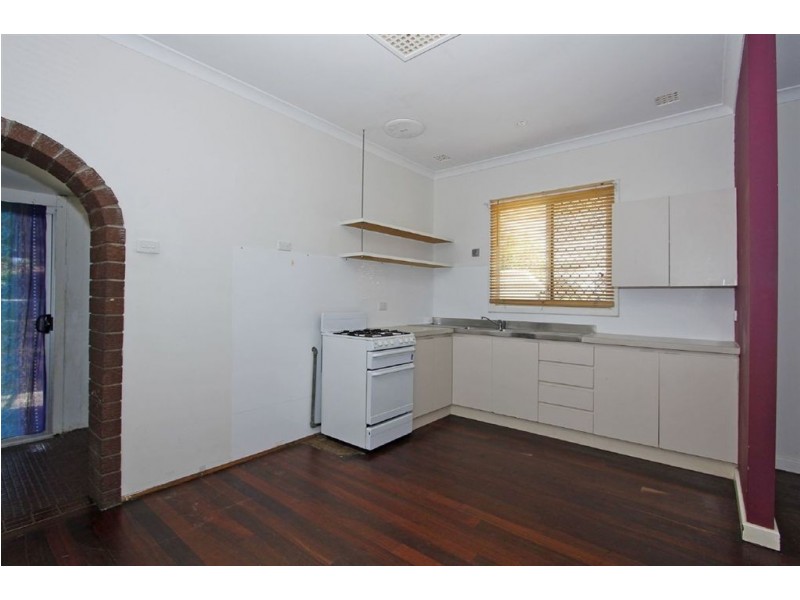 219 Healy Road, Hamilton Hill WA 6163