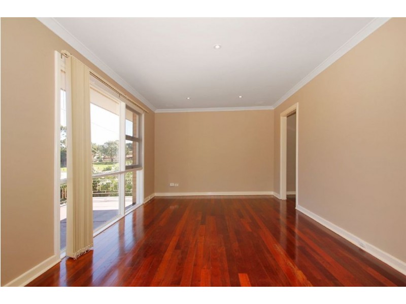 4 Pomfret Road, Spearwood WA 6163