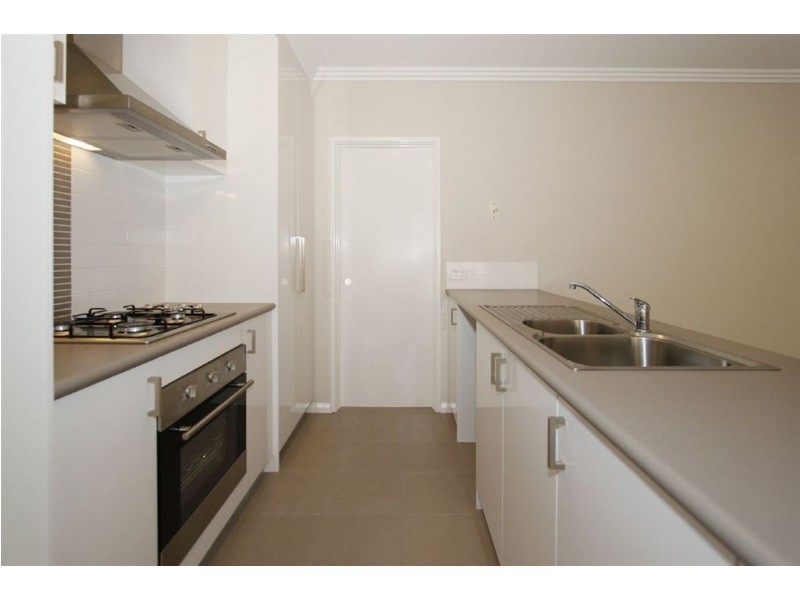 1/2 Minori Gardens, Yangebup WA 6164