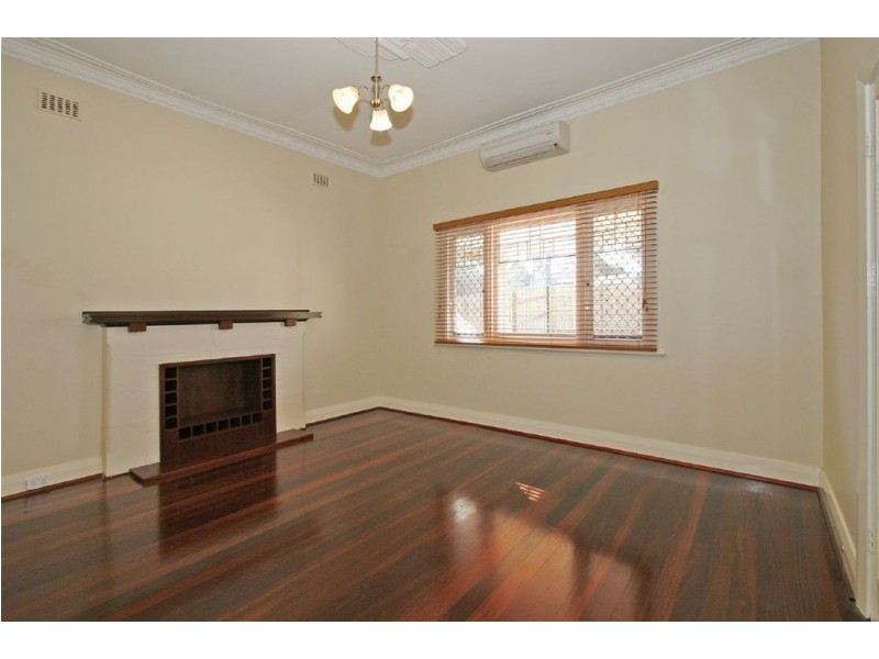 195 Stock Road, Palmyra WA 6157