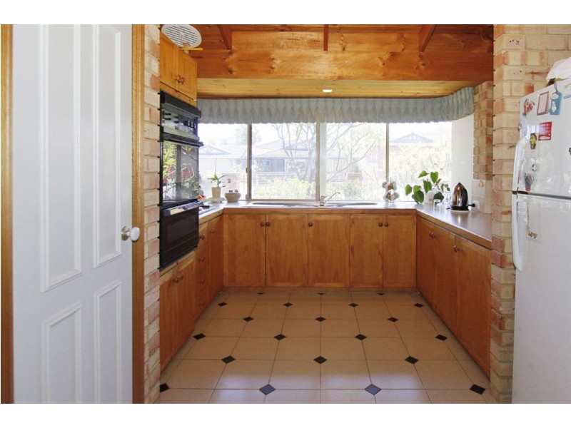 128 Aitken Drive, Winthrop WA 6150