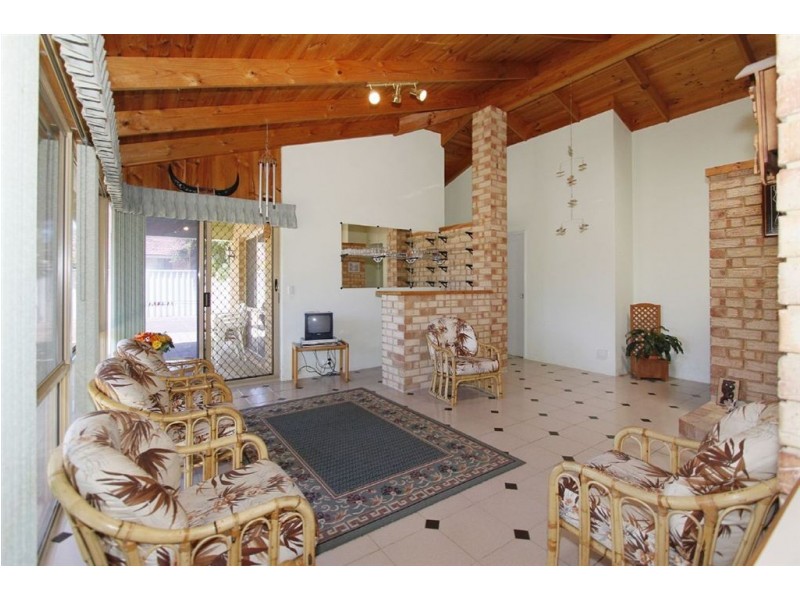 128 Aitken Drive, Winthrop WA 6150