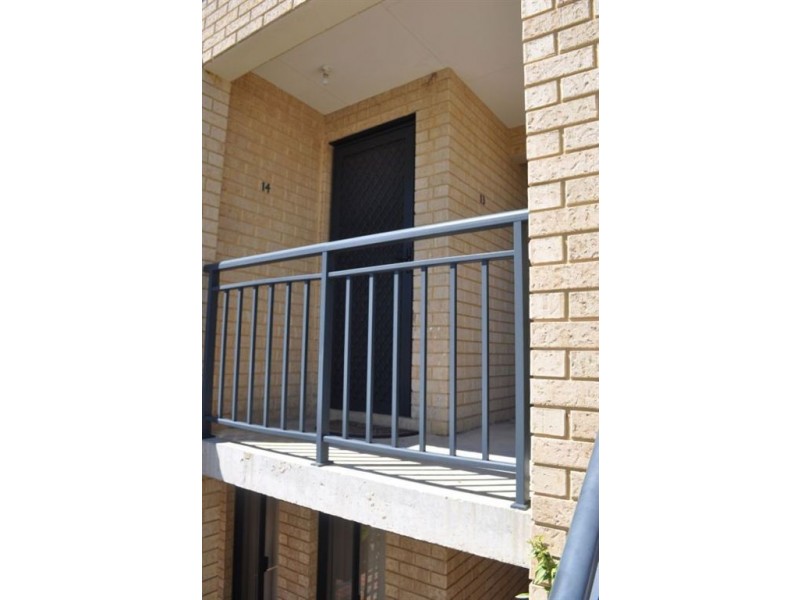 14/89 Forrest Road, Hamilton Hill WA 6163