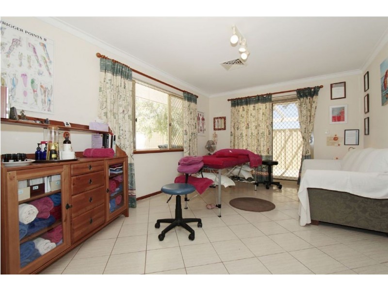 35 Ada Court, Hamilton Hill WA 6163