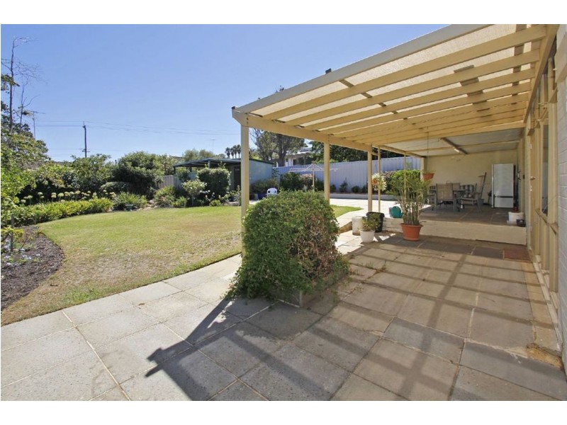 3 Scroop Way, Spearwood WA 6163