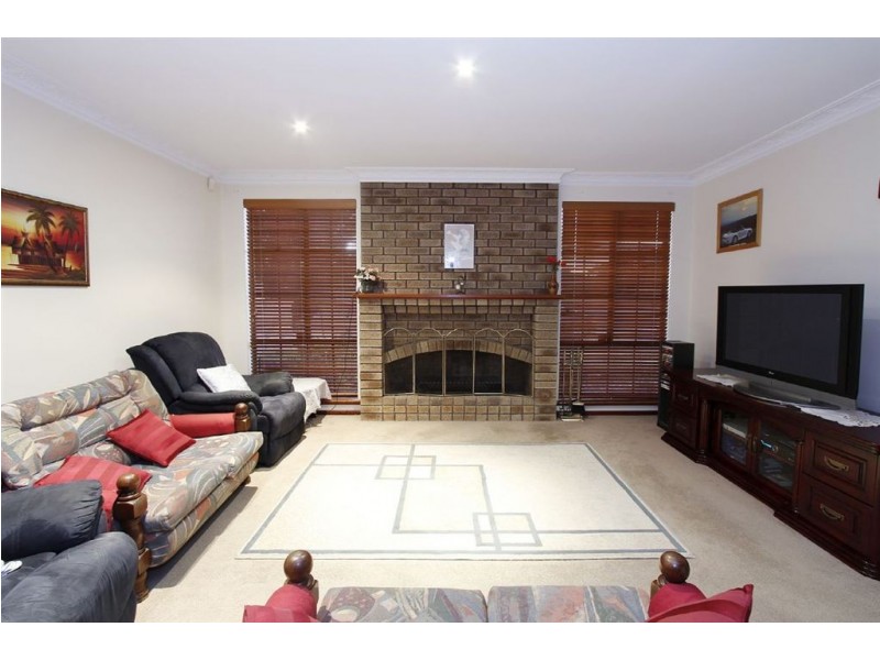 13 Winthrop Drive, Winthrop WA 6150