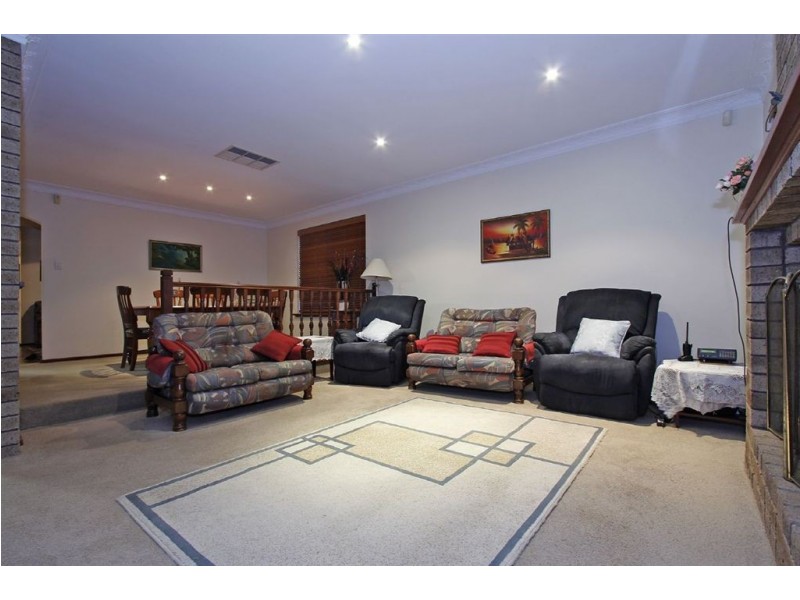 13 Winthrop Drive, Winthrop WA 6150