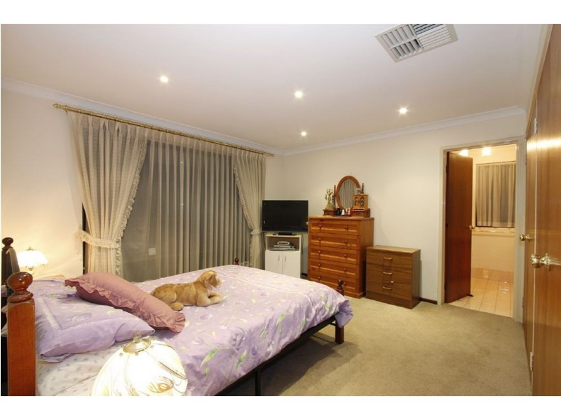 13 Winthrop Drive, Winthrop WA 6150