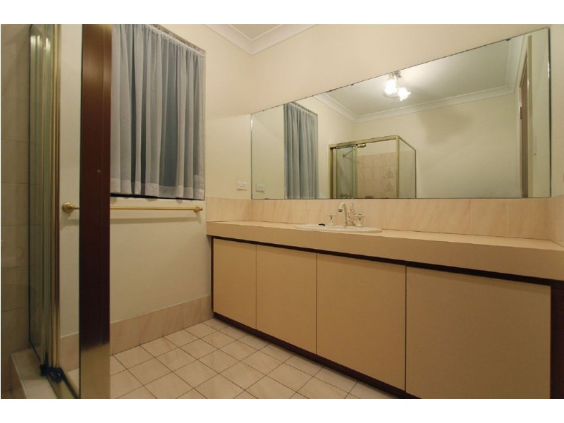 13 Winthrop Drive, Winthrop WA 6150