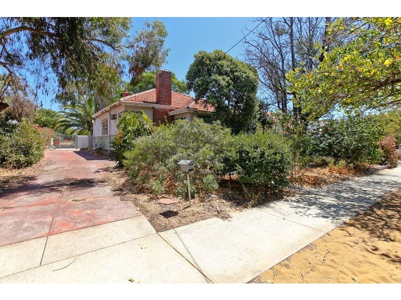 59 Paget Street, Hilton WA 6163