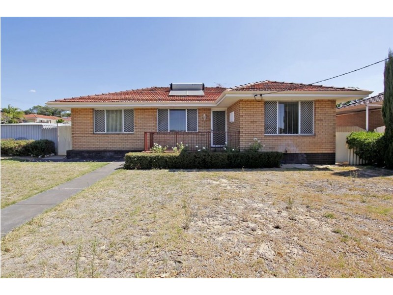 9 Davilak Avenue, Hamilton Hill WA 6163