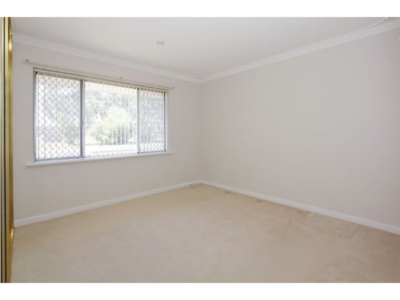 9 Davilak Avenue, Hamilton Hill WA 6163