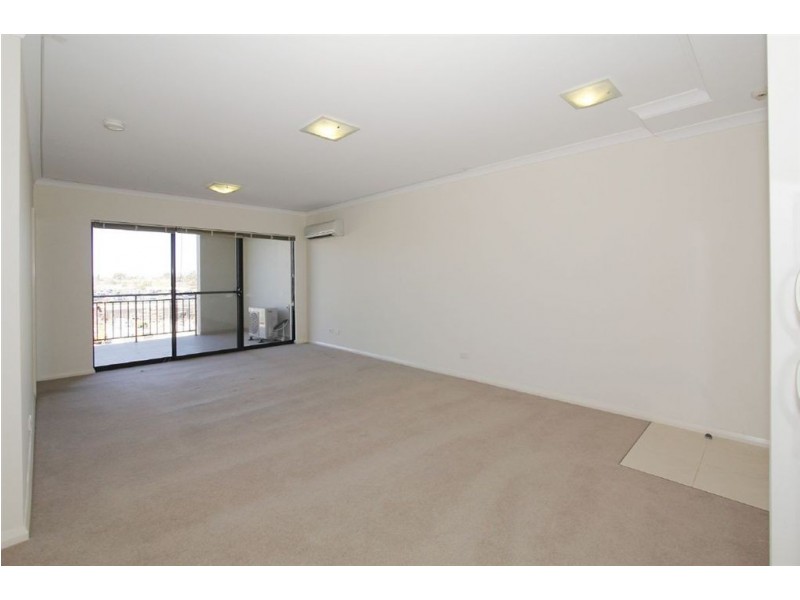 37/9 Linkage Avenue, Cockburn Central WA 6164