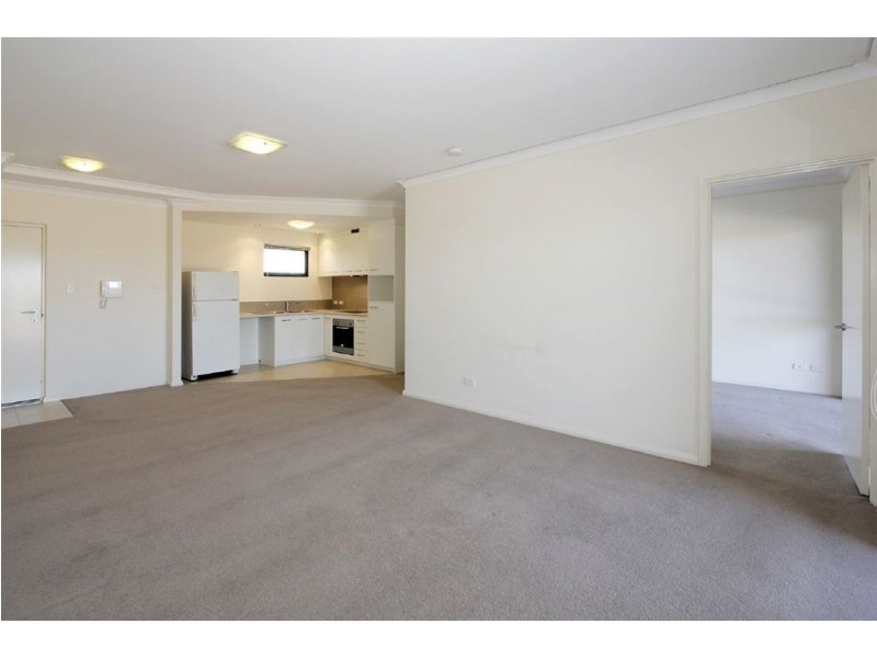 37/9 Linkage Avenue, Cockburn Central WA 6164