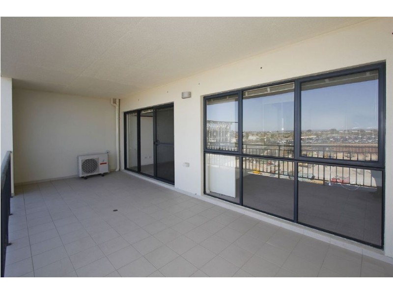 37/9 Linkage Avenue, Cockburn Central WA 6164