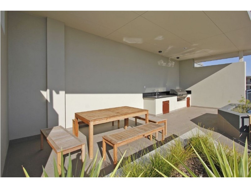 37/9 Linkage Avenue, Cockburn Central WA 6164