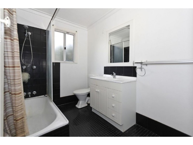 27 Armadale Road, Rivervale WA 6103