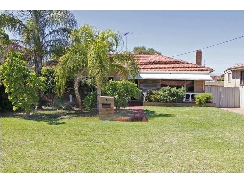28 Ivermey Road, Hamilton Hill WA 6163