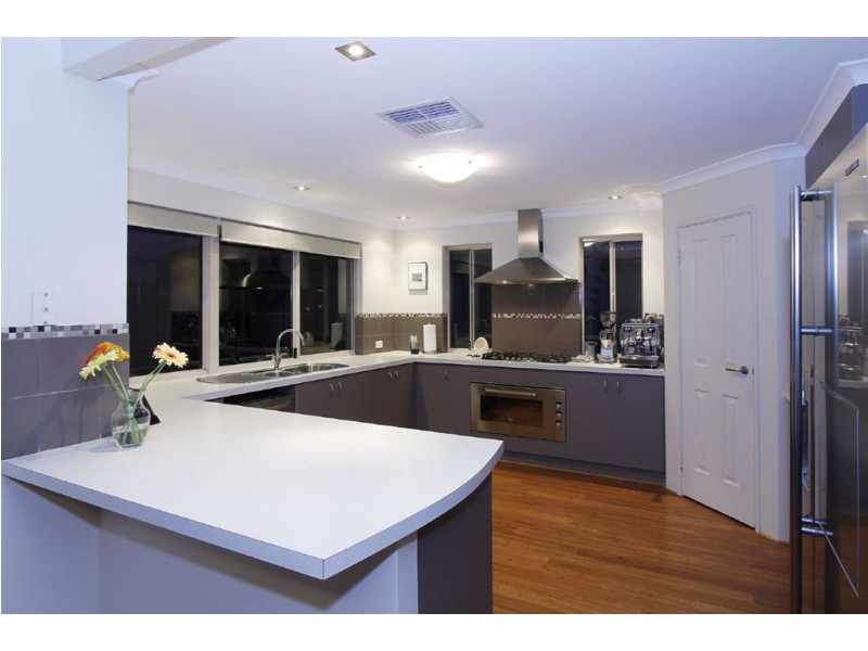 73 Cape Le Grand Avenue, Aubin Grove WA 6164