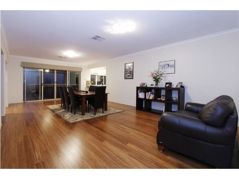 73 Cape Le Grand Avenue, Aubin Grove WA 6164