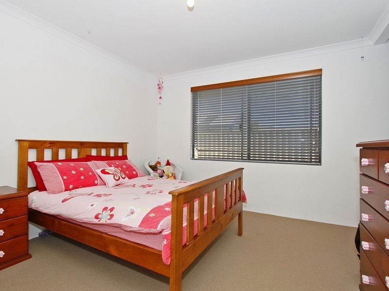 10 Aurora Drive, Atwell WA 6164