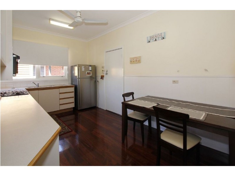 13 Coolbellup Avenue, Coolbellup WA 6163