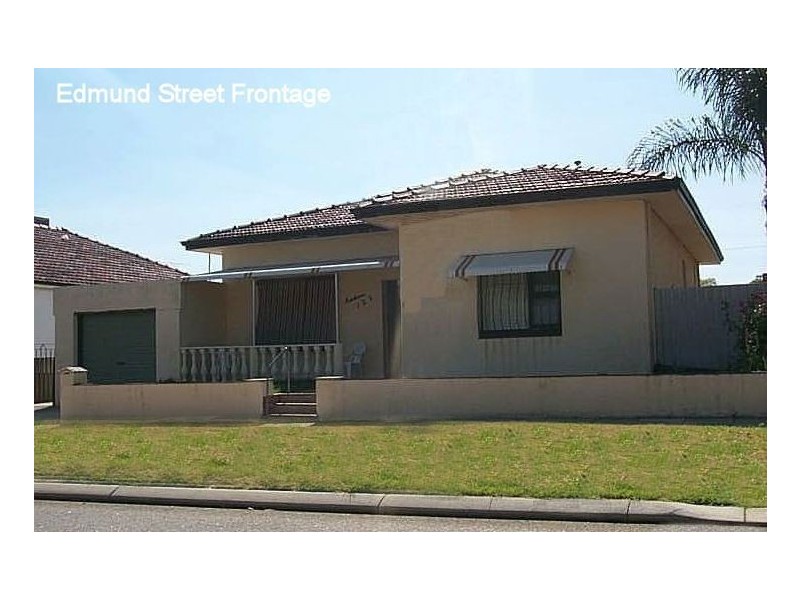 122 Edmund Street, Beaconsfield WA 6162