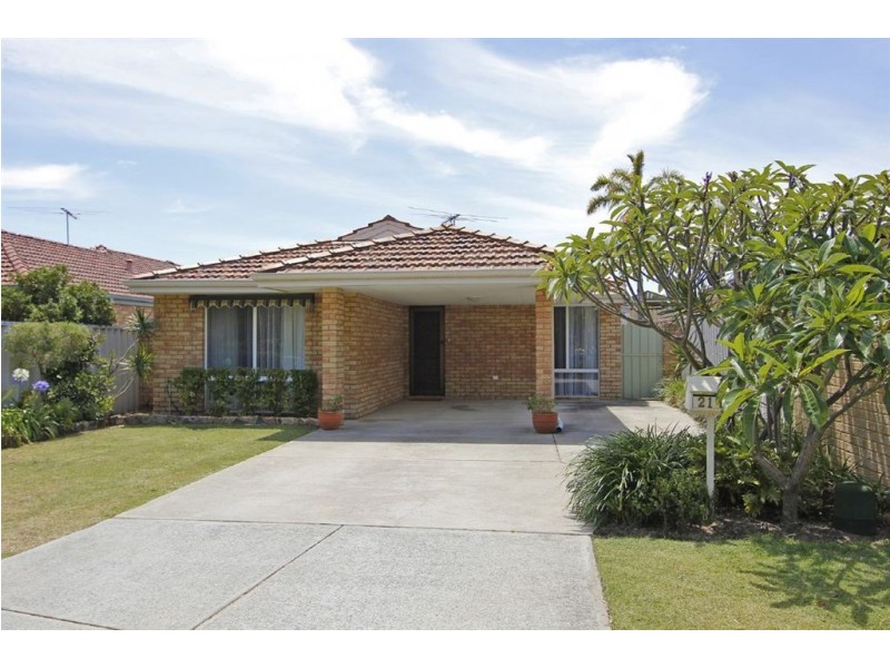 21B Musulin Rise, Munster WA 6166