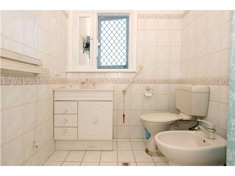 5 Redmond Road, Hamilton Hill WA 6163