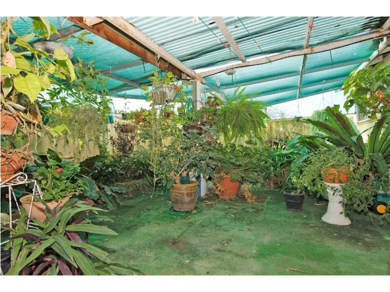 5 Redmond Road, Hamilton Hill WA 6163