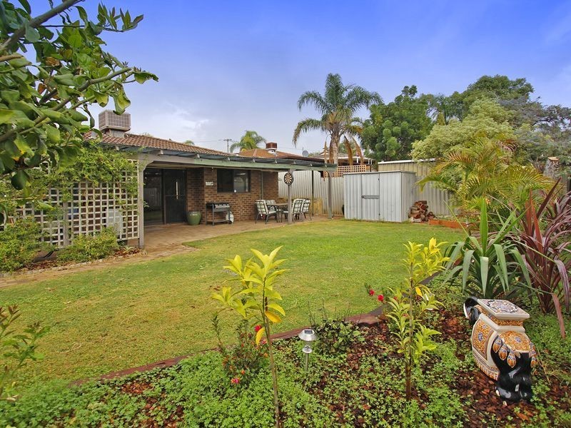 9 Potter Court, Spearwood WA 6163